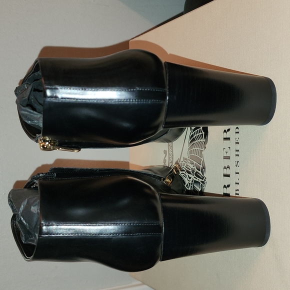 Burberry Booties - Picture 3 of 9